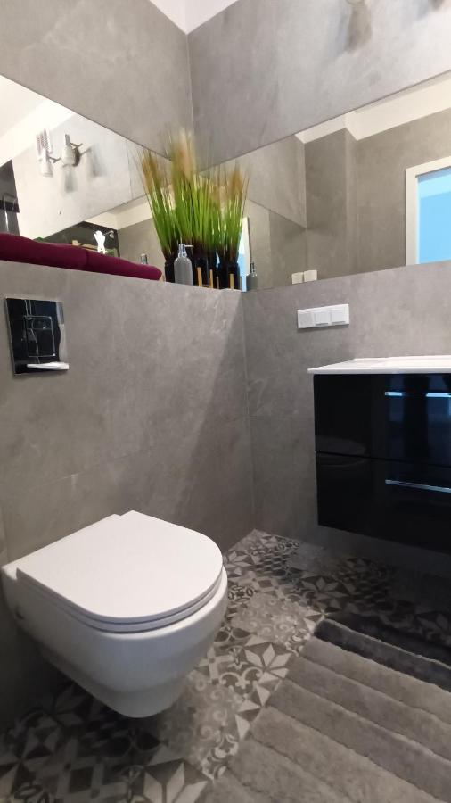 Apartament One Apartment Lublin Bagian luar foto