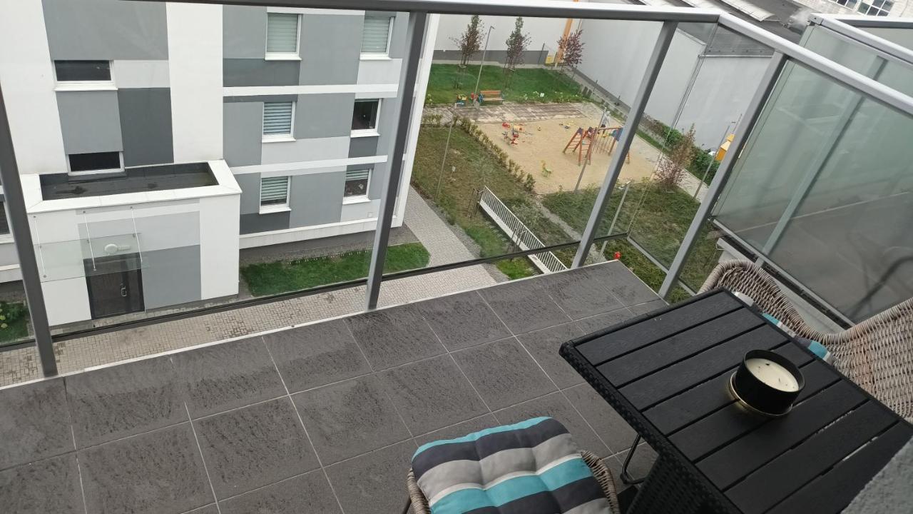 Apartament One Apartment Lublin Bagian luar foto
